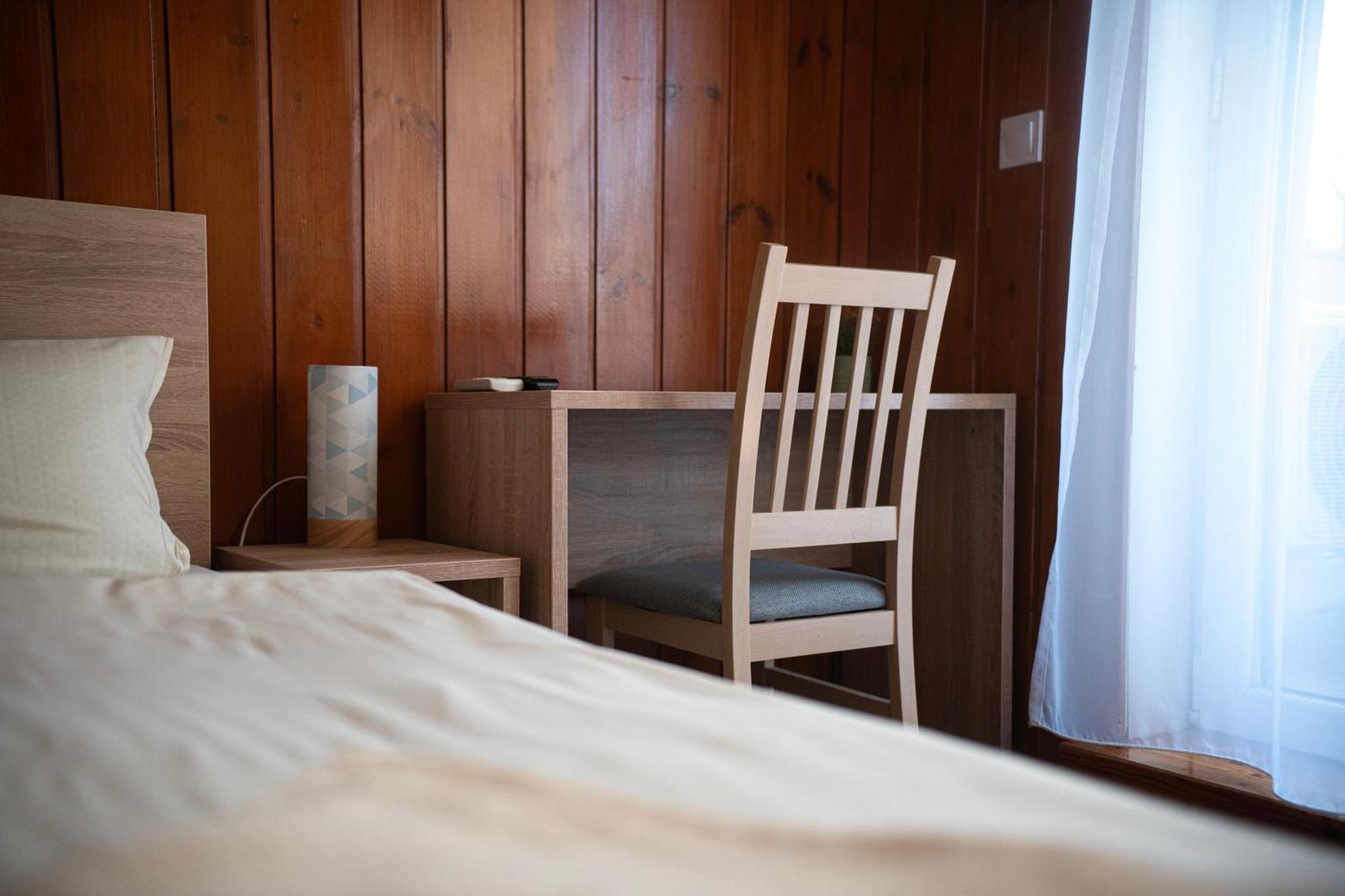 Vadkacsa Panzio Bed & Breakfast Balatonkenese Exterior photo